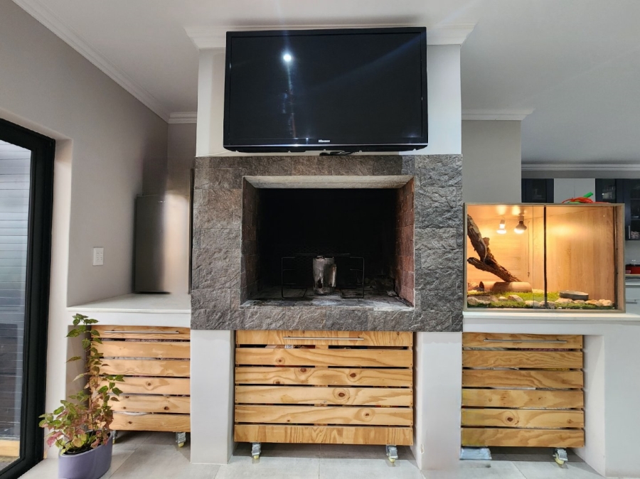 3 Bedroom Property for Sale in King George Park Western Cape